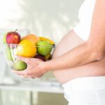 pregnancy diet: ప్రెగ్నెన్సీ సమయంలో కచ్చితంగా తినాల్సిన పండ్లు ఇవే..!